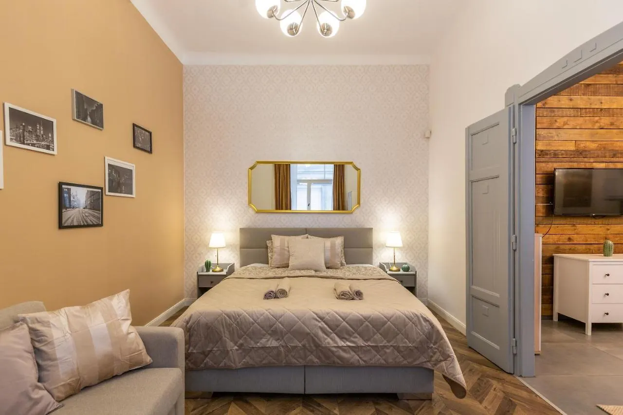 Apartament Central Quentin Home With Sauna Next To The New York Cafe Budapeszt